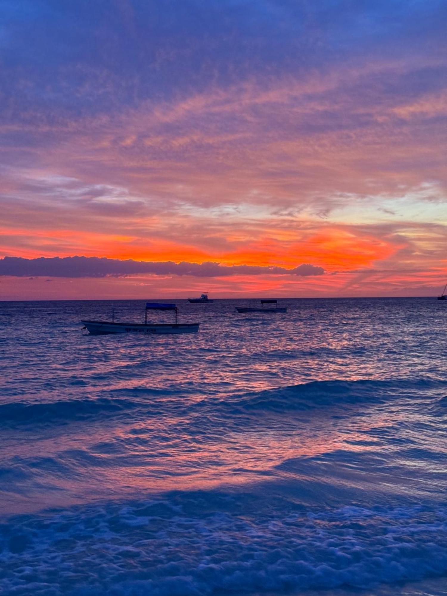 Rafiki Hotel Nungwi Beach エクステリア 写真