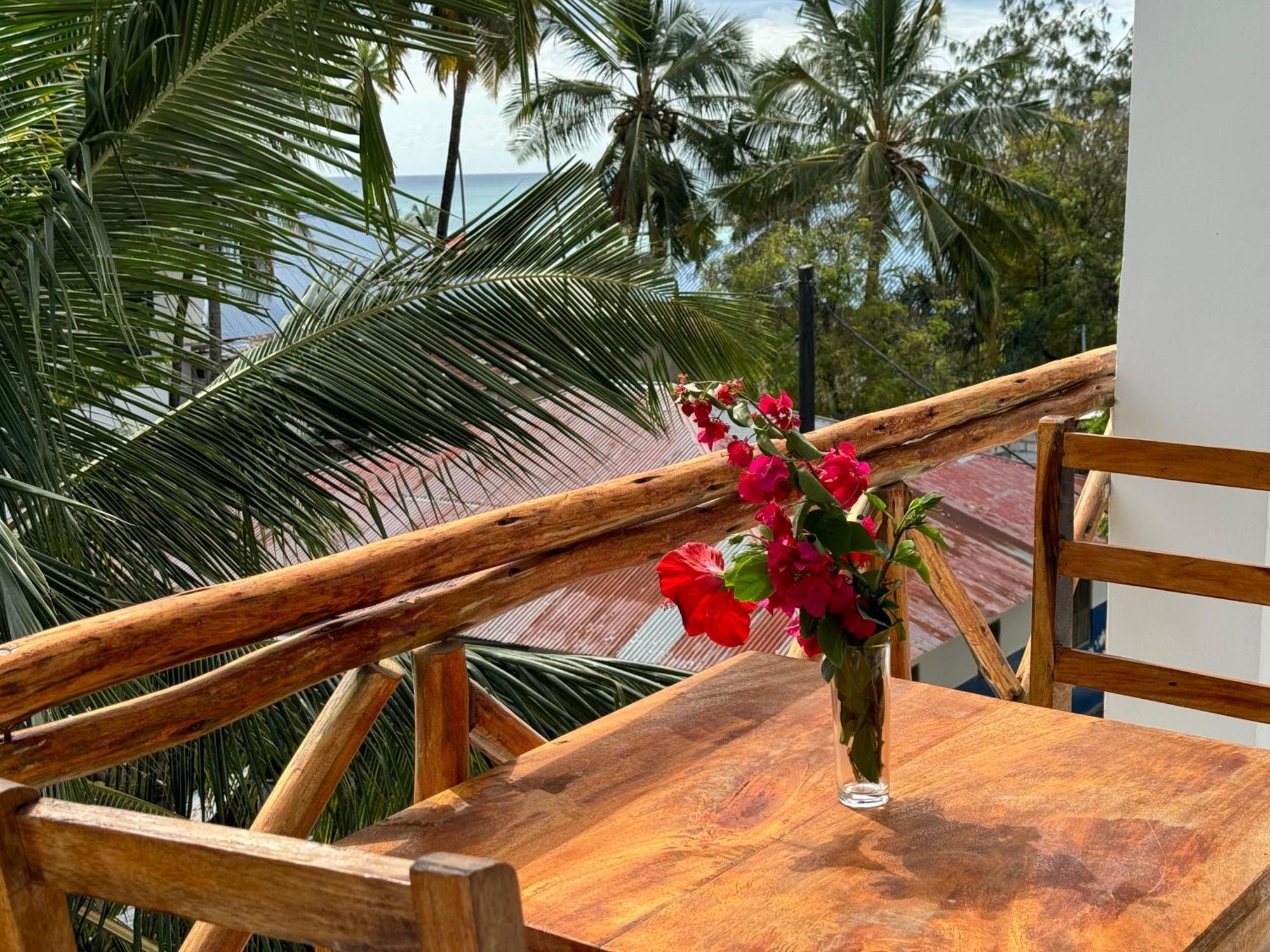 Rafiki Hotel Nungwi Beach エクステリア 写真