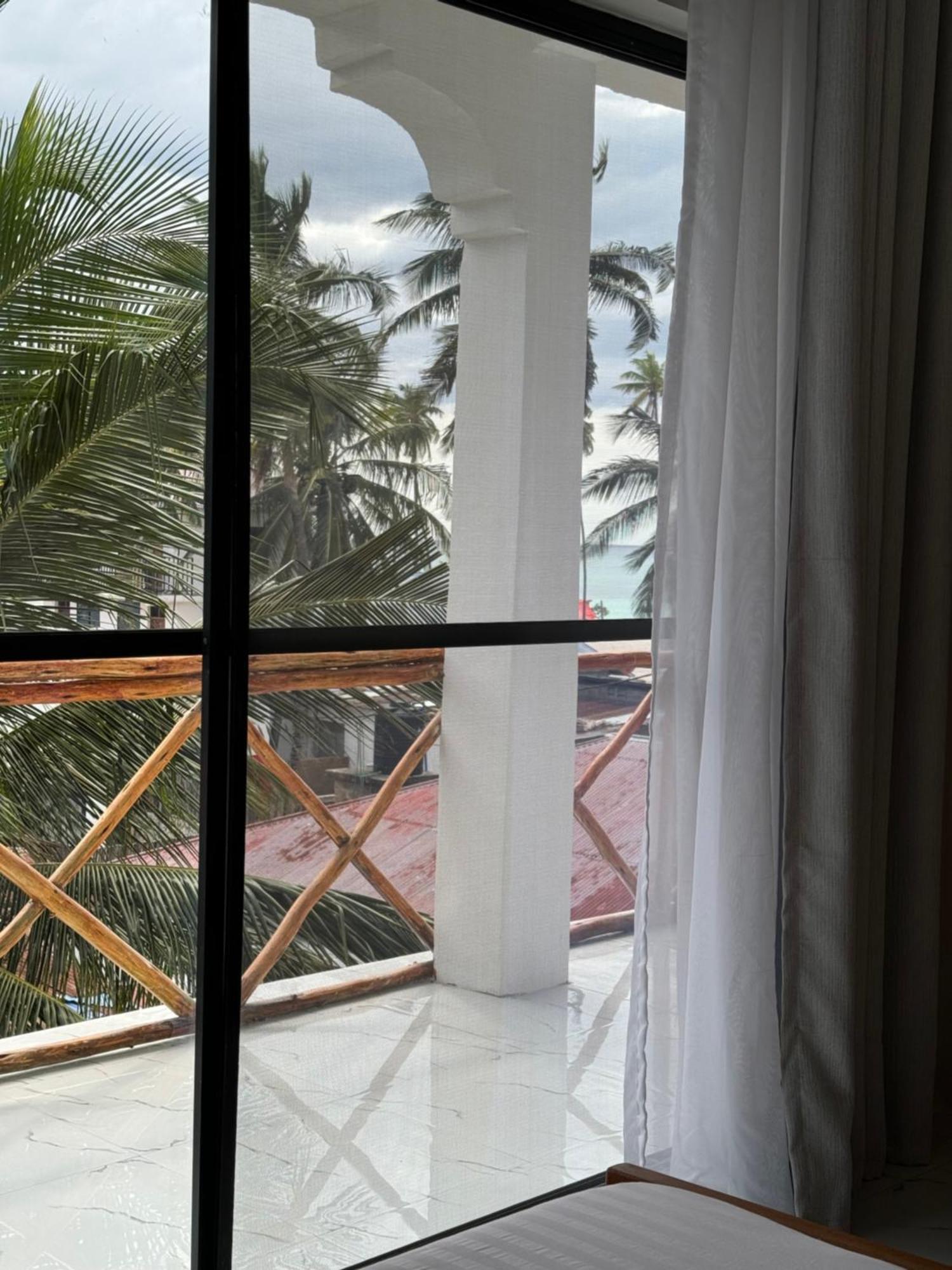 Rafiki Hotel Nungwi Beach エクステリア 写真