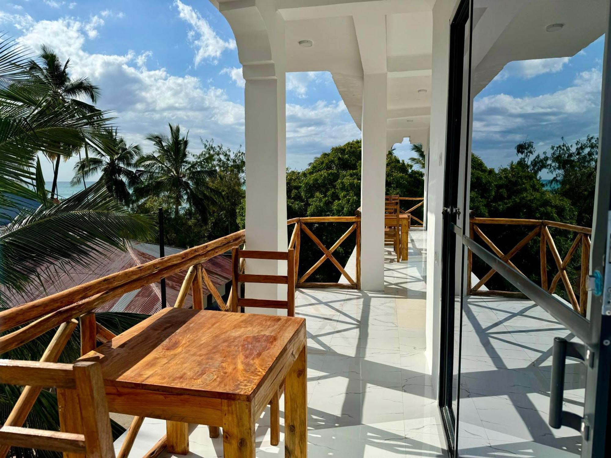 Rafiki Hotel Nungwi Beach エクステリア 写真