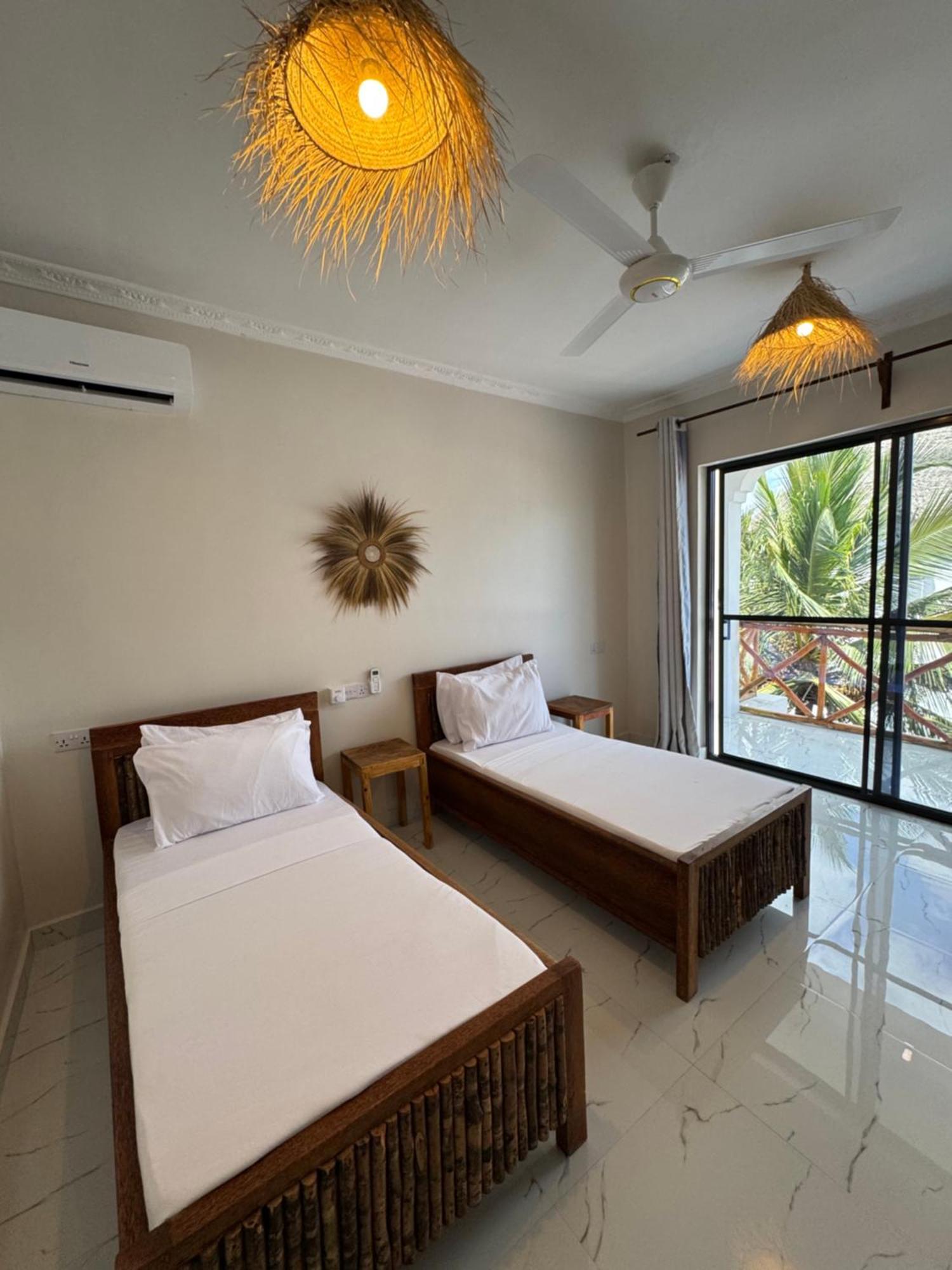 Rafiki Hotel Nungwi Beach エクステリア 写真
